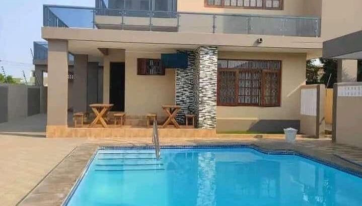 Moradia Duplex Tipo 2 em Khongolote