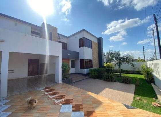 Super luxuosa Moradia Rc 1o andar