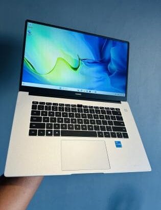 HUAWEI Matebook D15 Intel Core I3-1115G4