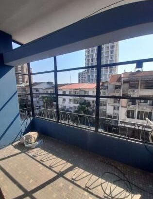 Vende-se apartamento na polana T2